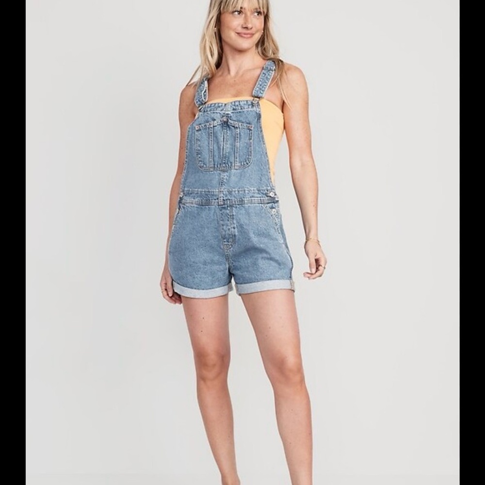 Old Navy Denim Overall Shorts (XL)